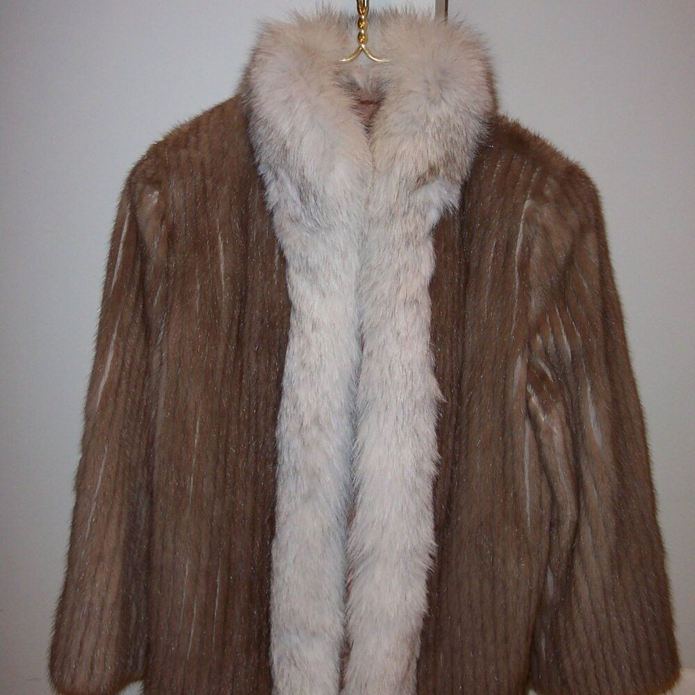 Beautiful Mink Jacket with Fox Tuxedo Fur Trim and side pockets